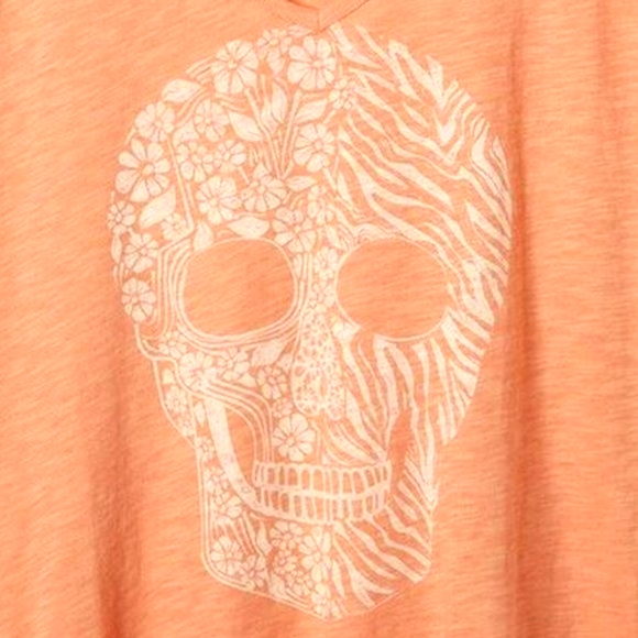 ❤️NWT VINTAGE TORRID TEE - SKULL FLORAL RELAXED FIT DOLMAN CAP SLEEVE PLUS SIZE - Picture 2 of 10